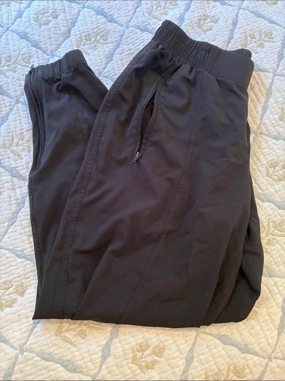 Old Navy Black Jogger Pants with Zip Pocket